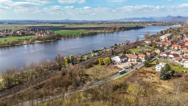 Prodej zahrady, 1122m2, Křešice